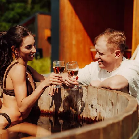 Nowoczesne Na Lace & Na Drzewie - Kolobrzeg - Sauna & Balia - Polanaglamp Hébergement de vacances