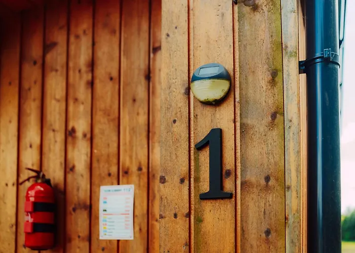 Nowoczesne Na Lace & Na Drzewie - Kolobrzeg - Sauna & Balia - Polanaglamp