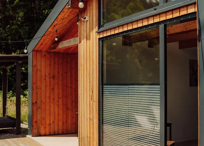 Nowoczesne Na Lace & Na Drzewie - Kolobrzeg - Sauna & Balia - Polanaglamp Сasa de vacaciones