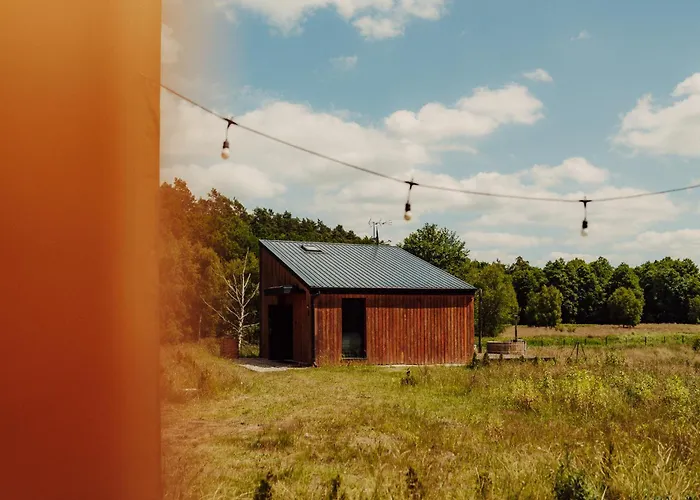 Nowoczesne Na Lace & Na Drzewie - Kolobrzeg - Sauna & Balia - Polanaglamp Сasa de vacaciones