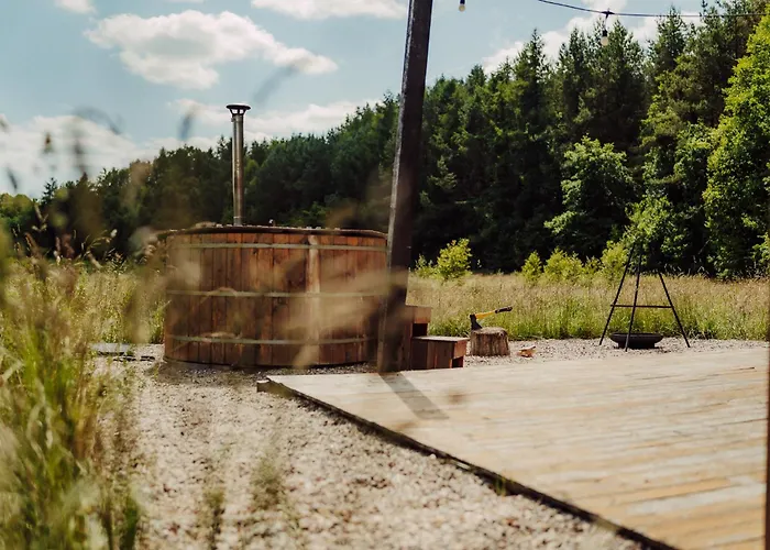 Nowoczesne Na Lace & Na Drzewie - Kolobrzeg - Sauna & Balia - Polanaglamp Сasa de vacaciones