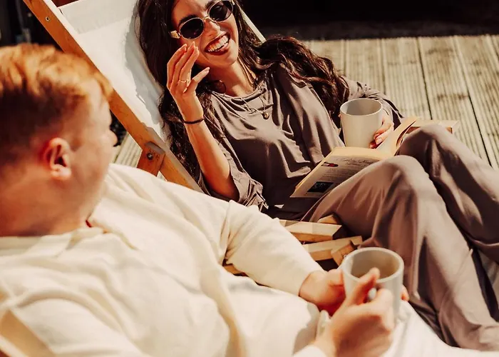 Nowoczesne Na Lace & Na Drzewie - Kolobrzeg - Sauna & Balia - Polanaglamp * Niezyn